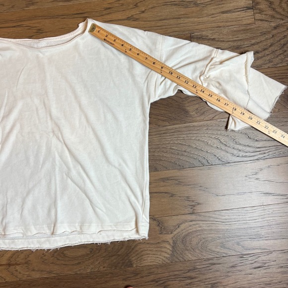 Lemon & Bloom Women's Large Cream Ruffle Sleeve Raw Hem Long Sleeve Top - Picture 4 of 7